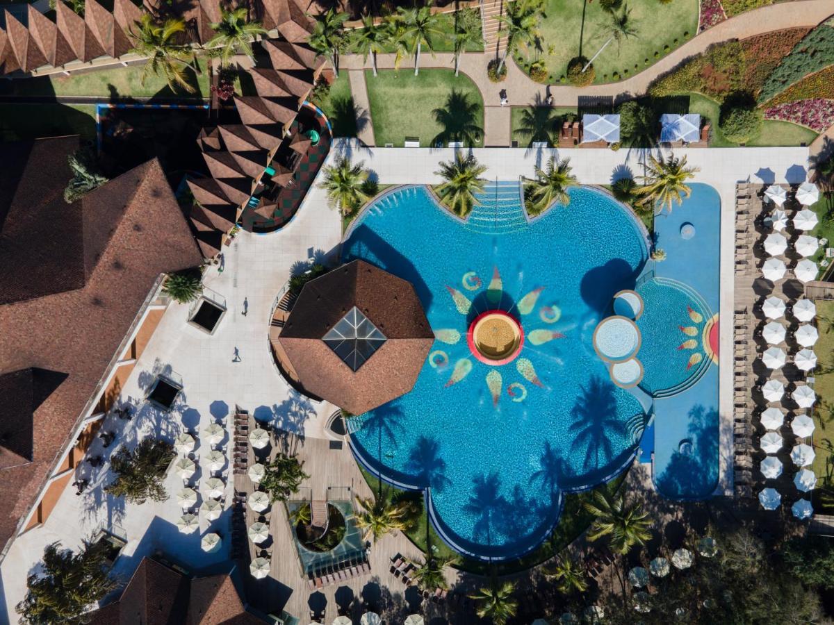 Recanto Cataratas - Thermas, Resort E Convention Foz do Iguaçu Exterior foto Aerial view of the resort